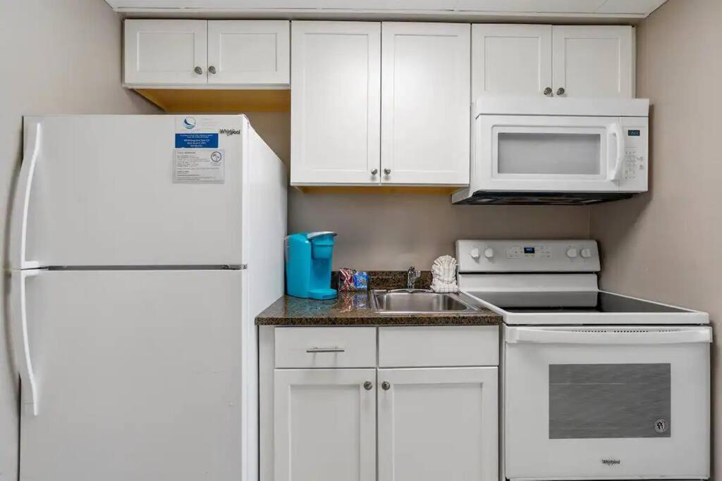 Relaxing Oceanview Suite With Full Kitchen In 306 Myrtle Beach Bagian luar foto